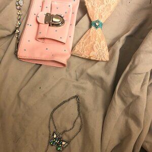 bundle pink and blue handbag, bow hair clip, bracelet